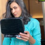 Anju Kurian Instagram - Keep staring..... I might do a trick! 🤪😉 . . . . . Cosmetic box - @stuffsunique1