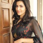 Anju Kurian Instagram - Make it simple, but significant 😉💐 . . . Outfit - @globe_collectionss