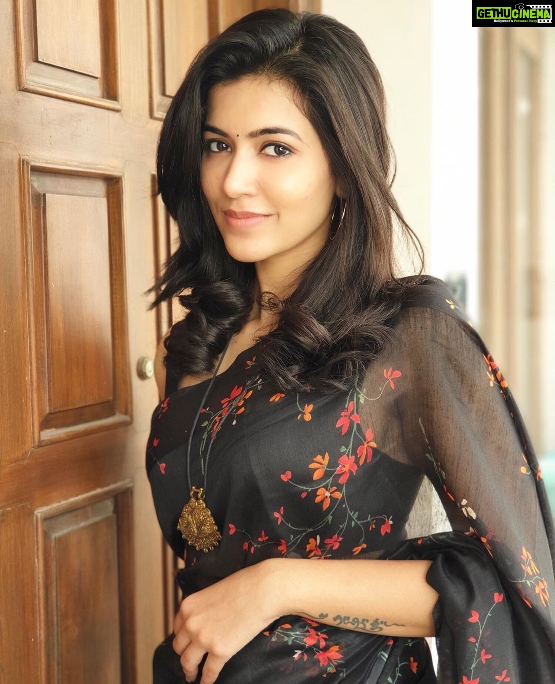 Anju Kurian Instagram - Make it simple, but significant 😉💐 . . . Outfit - @globe_collectionss