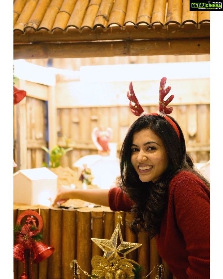 Anju Kurian Instagram - Merry Christmas friends ❤️ 🤗🎄 . . . 📸- @sudharsunjayaraj . . . Location - @novotelchennaiomr . . . Special thanks to @ramnathvignesh Novotel Chennai OMR