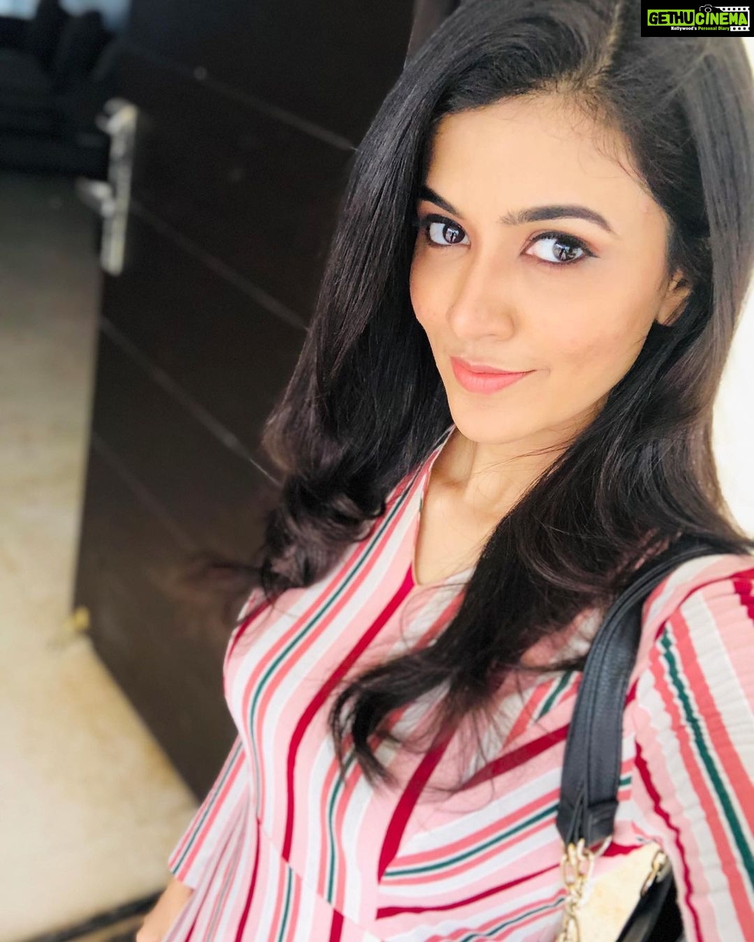 Anju Kurian Instagram - Learn to use your emotions to think , not think with your emotions💭 #selfietime #loveyouall #xoxo