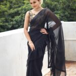 Anju Kurian Instagram - 🖤🖤🖤 📸| 💄 | 💁‍♀️- @thestyles_bysha . . 👗- @sakthi_boutique . . 💎- @new_idea_fashions