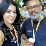 Anju Kurian Instagram - Fan girl moment with @laljosemechery #iffi2019 #50thfilmfestival #festivemodeon #blissfulmoments #goa #gooddaygoodvibes #memorable #xoxo