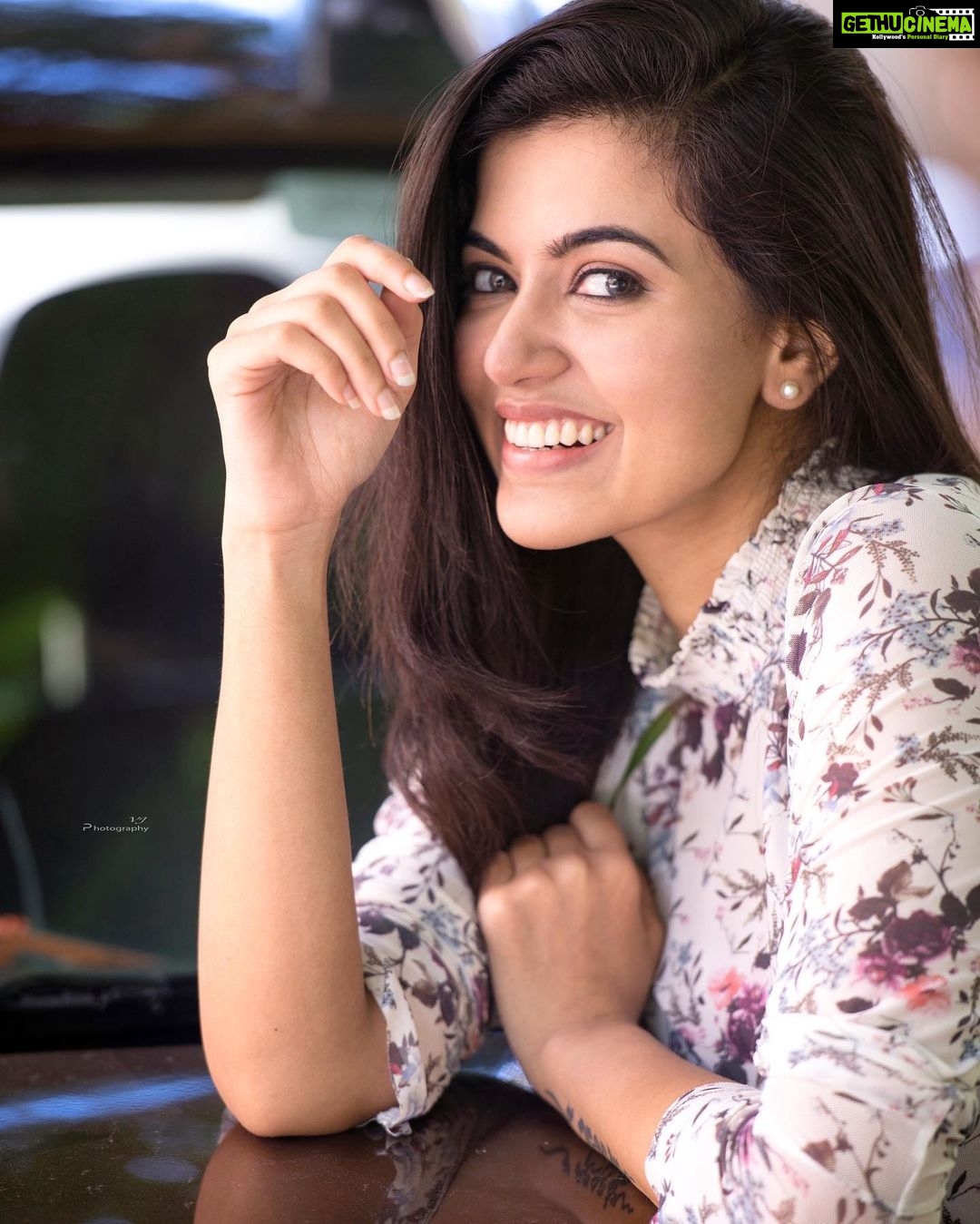 Anju Kurian Instagram - Blessed beyond measure ❤️❤️❤️ 📸- @vijayvendhan 👗- @muchlovestore