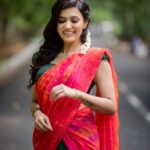 Anju Kurian Instagram - “Okay, now I’ll pose without looking at the camera 🙈 click my candid”..... “Sure,” - he sighed . . . . P.c- @kiransaphotography Hair and makeup- @thestyles_bysha Attire - @mabia_mb