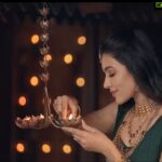 Anju Kurian Instagram - Wishing You All A Very Happy and Safe Diwali 🪔.