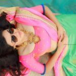 Anju Kurian Instagram - Wear pink & make the boys wink😉😉😉. . . . 📸-@deepak_durai_photography . . 💄- @makeupartistrybykavithasekar . . 👗- @weddingnessallaboutdreams . . 💎- @kbridaljewellery