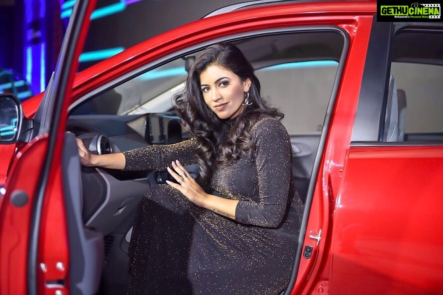Anju Kurian Instagram - An evolved new avatar with sleeker, sporty look and rev under the hood. New thinking and new possibilities unveiling from the Hyundai launch event of the Grand i10 NIOS @andazdelhi . Thank you @hyundaiindia n @exhibitmagazine fr having me💕 . . #nioslife #hyundaiindia #grandi10nios #stepoutinstyle #andazdelhi #exhibitmagazine Andaz Deli