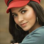Anju Kurian Instagram - Be yourself; everyone else is already taken🤷🏻‍♀️ . . . 📸- @kodi_rukzan . . . Styling - @stay__slay . . . MUA - @makeupbysreshta . . . Hairdo- @infinity_makeovers