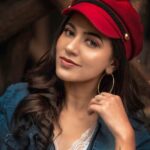 Anju Kurian Instagram - The life infront of you is way more important than the life behind you!!! . . P.c - @ivigneshrajendran Mua - @makeupbysreshta Hair stylist - @infinity_makeovers Styling - @stay__slay