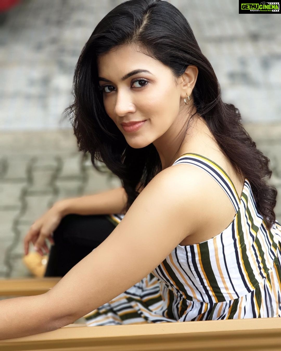 Anju Kurian Instagram - The prettiest thing u can wear is a smile & a tan !!! 🤷🏻♀️🤷🏻♀️🤷🏻♀️