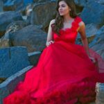 Anju Kurian Instagram - Stardust & magical things ✨ 📸 - @adnan.a.abbas . . 💄 - @sajiandfaraz . . 👗- @bridal_mantra
