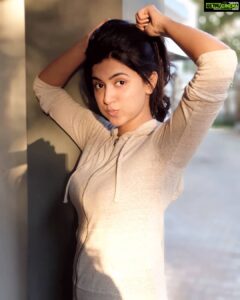 Anju Kurian Instagram - Fix your ponytail & try again 😉