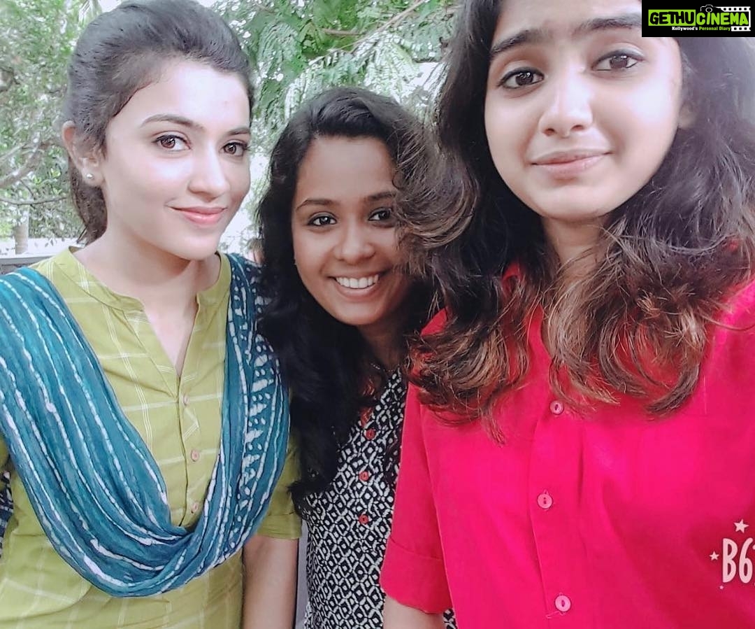 Anju Kurian Instagram - Girls power 💪🏻 #locationstill #njanprakashan #gooddays #postoftheday #instagood #justsmile #peacefulsunday #daytoremember #xoxo