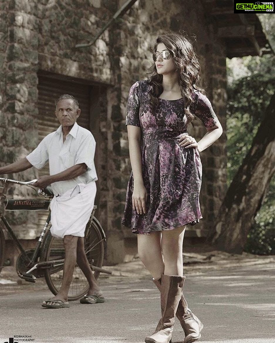 Anju Kurian Instagram - Appachan superaaaa 👌 Any interesting captions??? 🤣🤣🤣 #throwback . . 📸- @rejibhaskar_