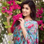 Anju Kurian Instagram - We bloom a little everyday 🌸. . . . . . P.C - @balakumaran.19 Outfit - @sthua_klothing MUA - @makeupartistrybykavithasekar