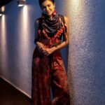 Anju Kurian Instagram - Just smile and the rest will follow ❤️P.c - @ivigneshrajendran Costume & styling- @ramolaakrishnaraj MUA - @yesu_makeupandhairartist Lighting- @balasubramanian_nagarajan