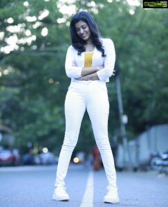 Anju Kurian Instagram - Be the reason someone smiles today. ☺️😇 P.c - @charan_lif