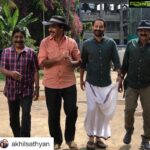 Anju Kurian Instagram - ❤️❤️❤️ #Repost @akhilsathyan with @get_repost ・・・ 'Njan Prakashan', The most favourite film so far wraps up today ! ❤️ #feelingproud #legends #love #closetoheart #njanprakashan