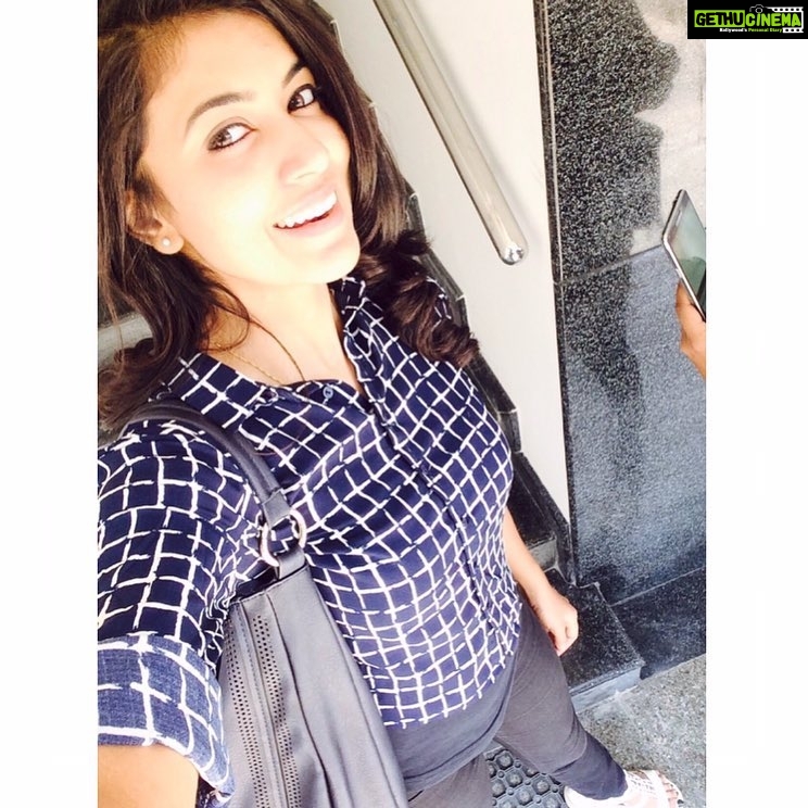 Anju Kurian Instagram - Your life is in ur hands. No matter where you are now, no matter what has happened in ur life, you can choose ur thoughts & change ur life😎. #believeinyourself