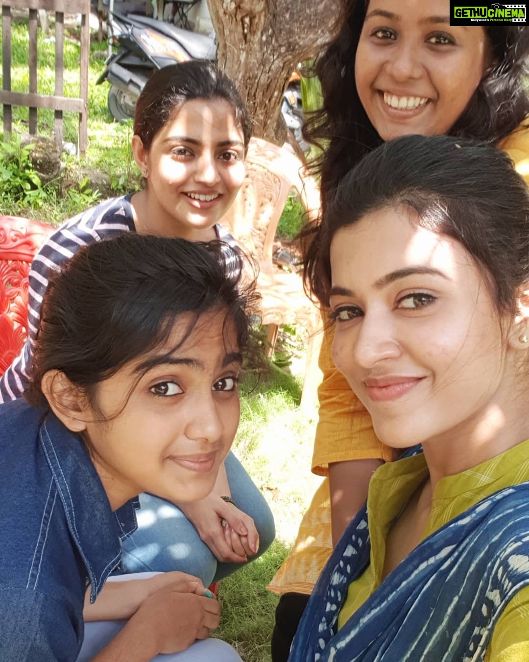 Anju Kurian Instagram - #nofilter #groupselfie #funtime #girlpower #breaktime #chitchatmoments #workmode #unlimitedfun #blessedday #entekeralam #kochidiaries