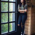Anju Kurian Instagram - Put on your positive pants😎😎😎 #sundayvibes #instagood #picoftheday #instafamily #freshstarts #liveforthemoment #chennaidiaries #stayhappy #goodthoughts #beproductive #idecidemyvibe #lovelive #loveyouall #goodday #xoxo Shot by - @maheshwarun.photography MUA- @makeupbyanishasequeira