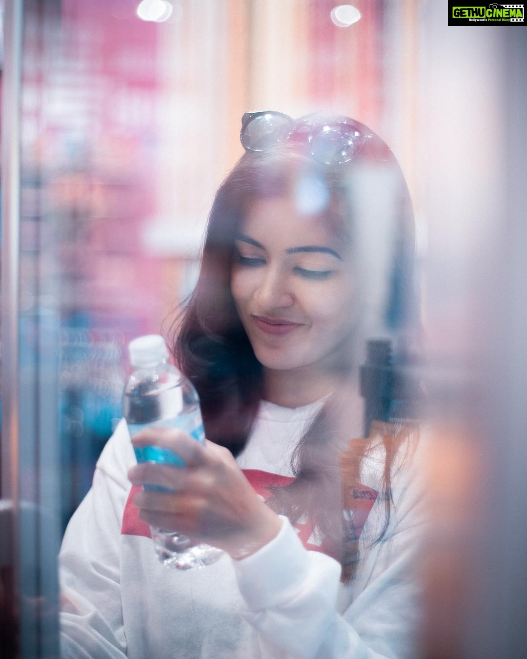 Anju Kurian Instagram - H2O love 💗 📸- @liquidverve
