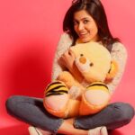 Anju Kurian Instagram - Age 10: I want to be a teacher 👩🏼‍🏫.... Age 15: I want to be a doctor 👩‍⚕️ ..... Age 20: I want to be an architect👩🏻‍💻 Age 25: I want to be a kid again 👧🏻 #stupidme #missmychildhood #ilovemyteddybear #borntosmile #instagood #dailypost #goodday #loveyouall P.c - @lokesh_damodaran