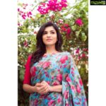 Anju Kurian Instagram - It’s never too late for a new beginning in ur life . 😘😘😘 #stayblessed #instagood #goodfriday #motivateyourself #beautifulsoul #instafamily #sareelove #xoxo💋 P.c - @balakumaran_me 💄- @makeupartistrybykavithasekar 👗- @sthua_klothing