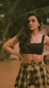 Ankitta Sharma Instagram - POV. 

🎥: @tanveershaikhfilms786 
#reelitfeelit #saadireelsaadifeel