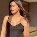 Ankitta Sharma Instagram - There she glows.. ✨