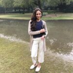 Anupriya Kapoor Instagram – अगर लगता है तुम्हें, ग़लत हूँ मैं
 तो सही हो तुम
थोड़ा अलग हूँ मैं