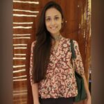 Anupriya Kapoor Instagram - #Countdownbegins ☃️❄️🧤🧣🧦