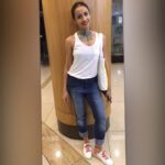 Anupriya Kapoor Instagram – 🤓😋 #chashma or no chashma ???🧐🤔🤔🤔