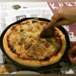 Anupriya Kapoor Instagram - I JUST HAD TO.... 🍕🍕 #mybingeday #pizzafromscratch #pizza #ineededthis #italianfood #italianlunch