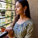 Anupriya Kapoor Instagram - संयम क्या है ? एक युद्ध , अपने विरुद्ध |