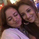 Anupriya Kapoor Instagram - Happy birthday my precious woman🎂🎁🍻💟💟🙏🙏 Always stay happy maaa🙏 love u @supriyarshukla