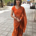 Anupriya Kapoor Instagram – #sareelovecontinues 😋