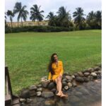 Anupriya Kapoor Instagram - मुझे पतझड़ की कहानियां सुना के उदास न कर ऐ-जिंदगी…. नए मौसम का पता बता, जो गुज़र गया वो गुज़र गया !!