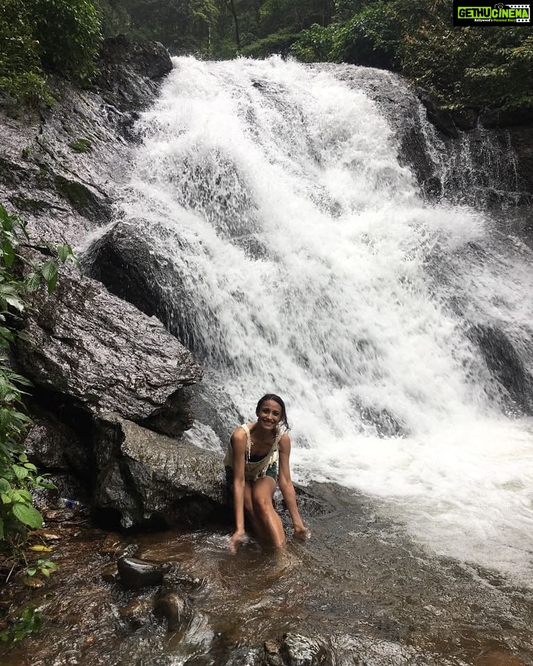 Anupriya Kapoor Instagram - Its something else! 😍🌴