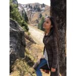 Anupriya Kapoor Instagram – Is naye shahar mei koi to purana milta,
aur kuch der theharne ka bahana milta Dainkund, Dalhousie