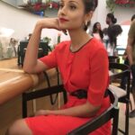 Anupriya Kapoor Instagram - There is something about this time of the year that make you so positive 🥂🎄🎄🎁⛪☃️🎅🎅🎅🎅🎄🎉🎄