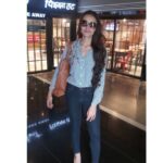 Anupriya Kapoor Instagram – 😎👠💄👜🕶👢💥🤗
