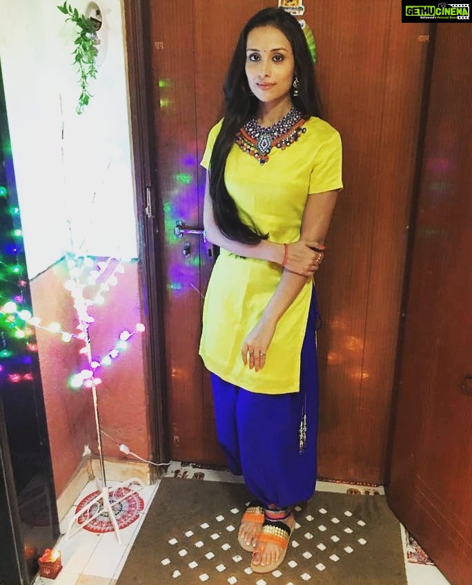 Anupriya Kapoor Instagram - Happy diwali to everyone