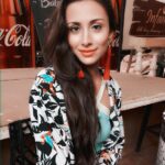 Anupriya Kapoor Instagram - 👸💅💄👠🏝🏖