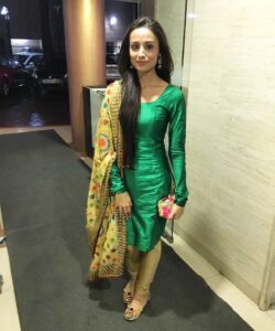 Anupriya Kapoor Instagram -