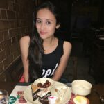 Anupriya Kapoor Instagram - 😋🤗🙈🙈🙈🙈 #foodlover