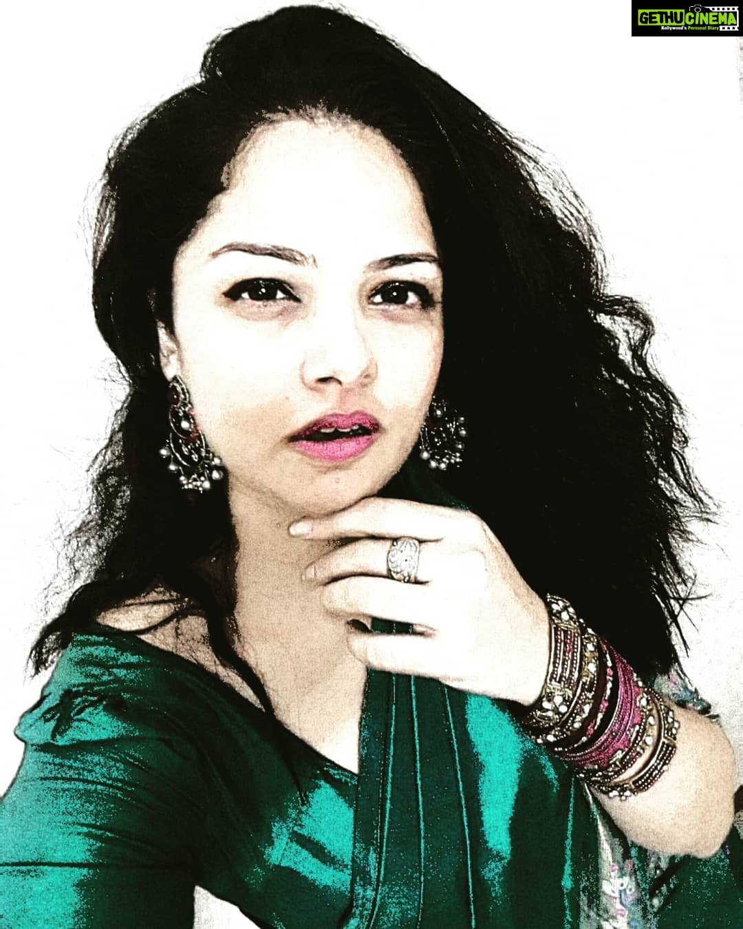 Anuya Bhagvath Instagram - How U make me think!! #anuya