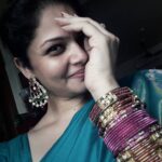 Anuya Bhagvath Instagram - 1 look that can never go wrong! #anuya