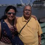 Anuya Bhagvath Instagram - Nostalgia prevails.. Monsoon of 2013,My favouritist person and partner in crime with 'The London Eye' behind us! Hail daddy darling! #anuya #londoneye #maanadamayilada The Official London Eye